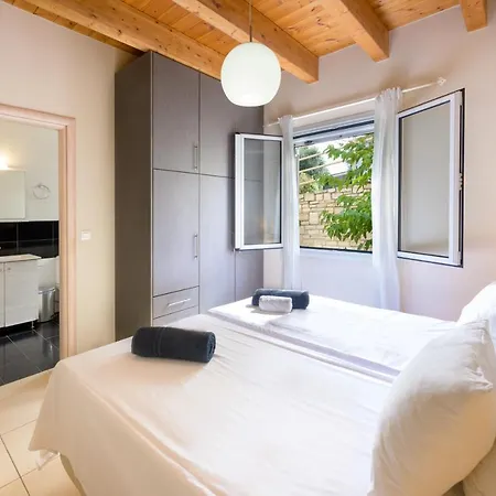 Pangolas Apartments Paxos Longós Extérieur photo