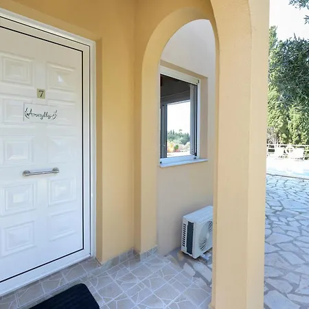 Pangolas Apartments Paxos Longós Extérieur photo