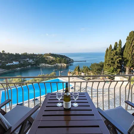 Pangolas Apartments Paxos Longós Extérieur photo