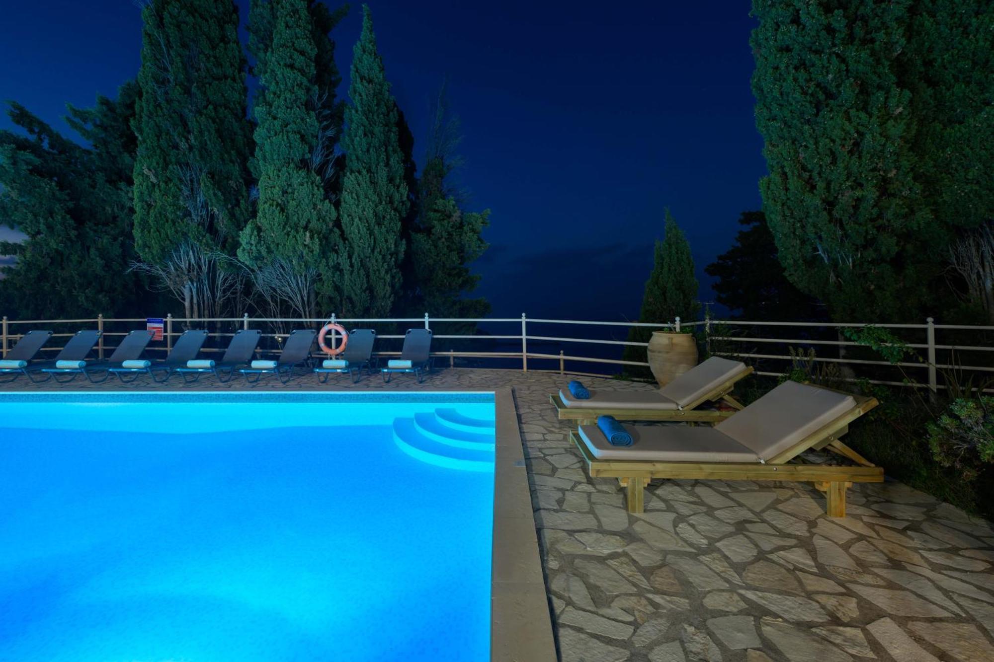Pangolas Paxos Appartement